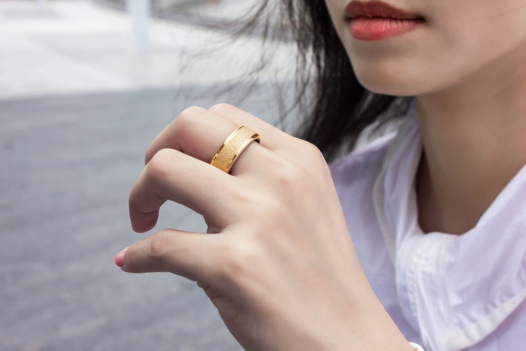The Sleek Smart Ring